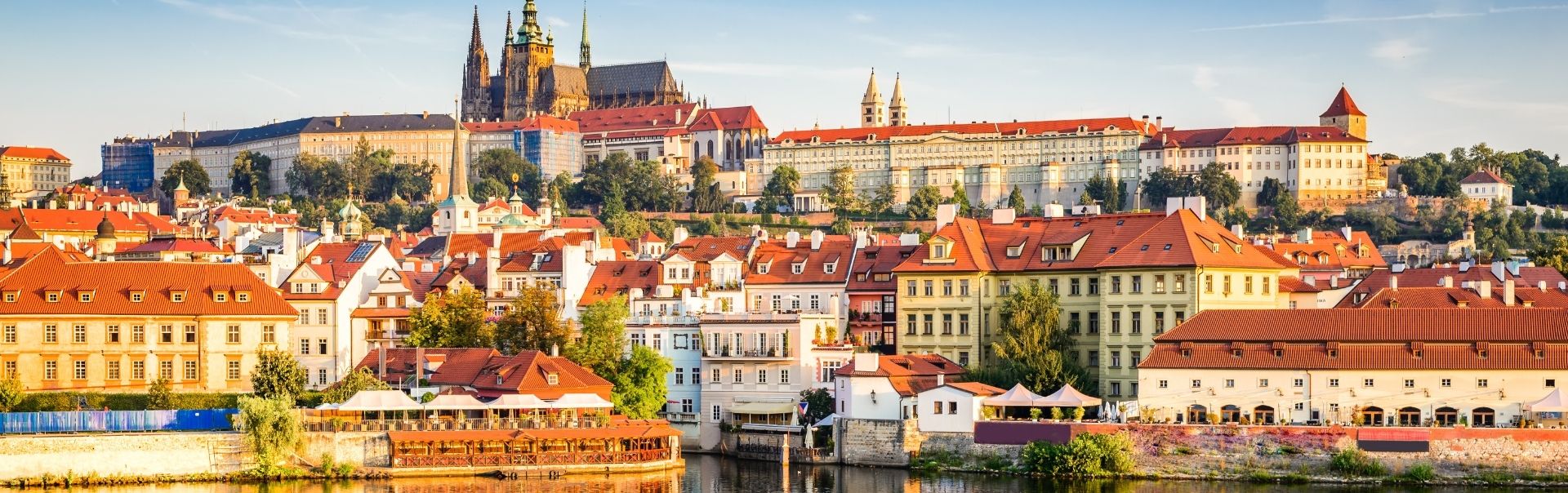 טיסות לרומניה