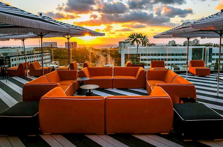 ישרוטל פאבליקה הרצליה